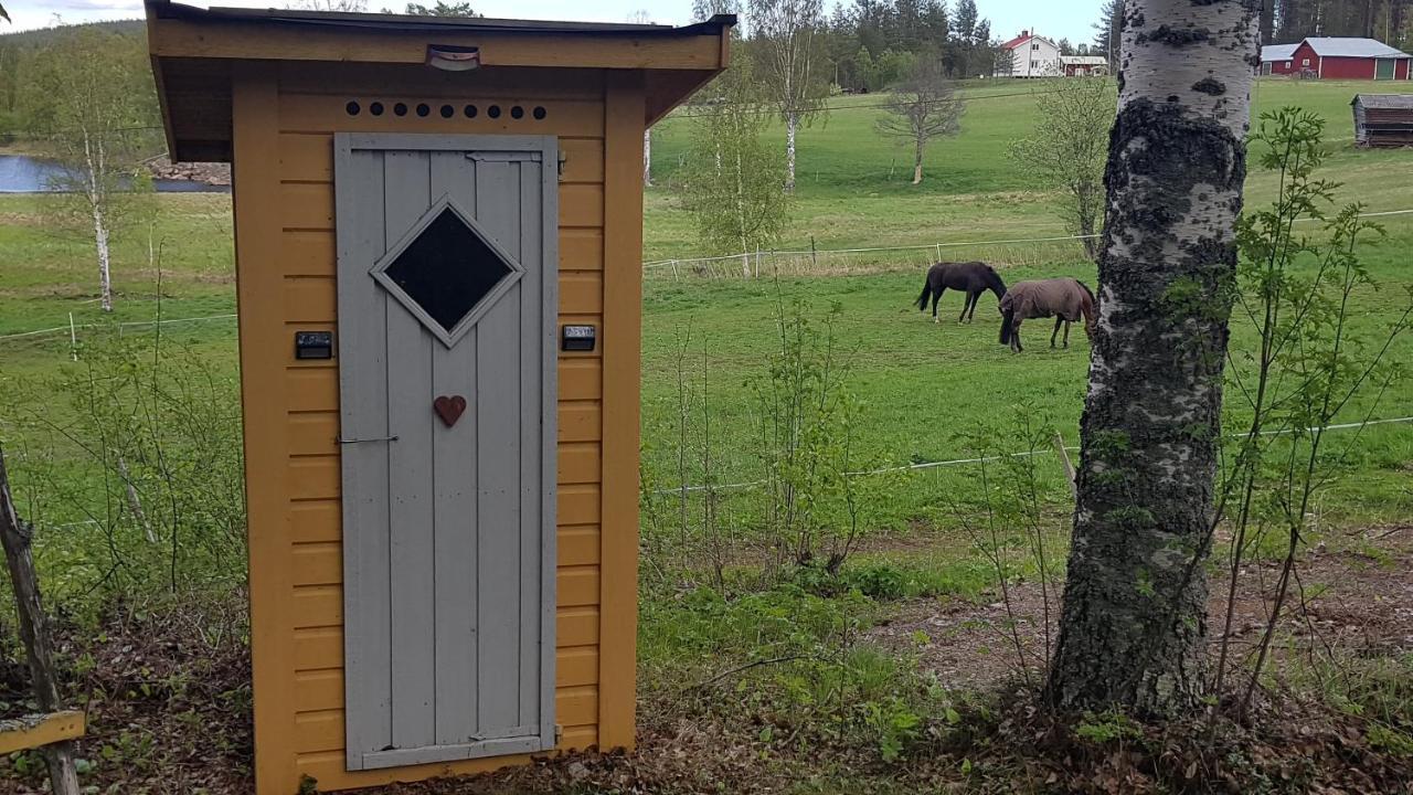 Countryside Cottage By The River Каликс Екстериор снимка